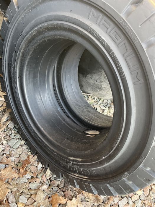 Nowe pełne opony Solideal Magnum 7.00-12 7.00r12