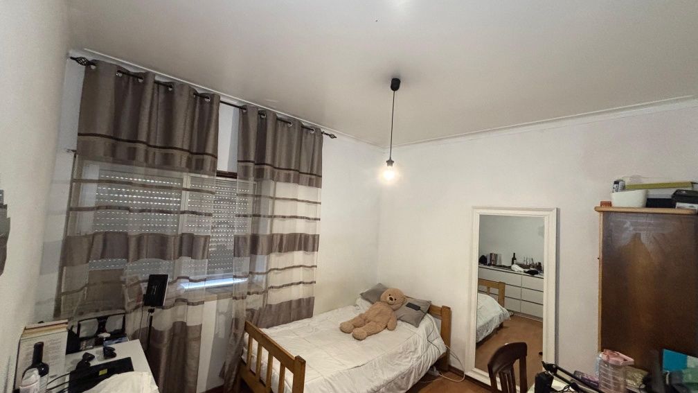 Apartamento T3 com sótão