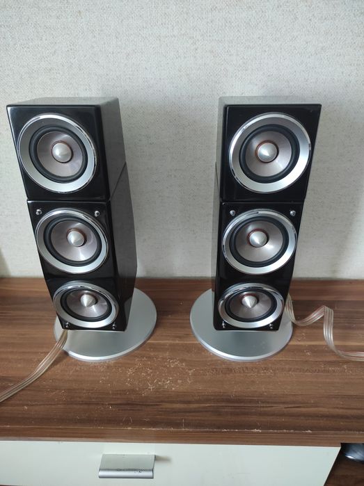 Колонки MODEL MCD728