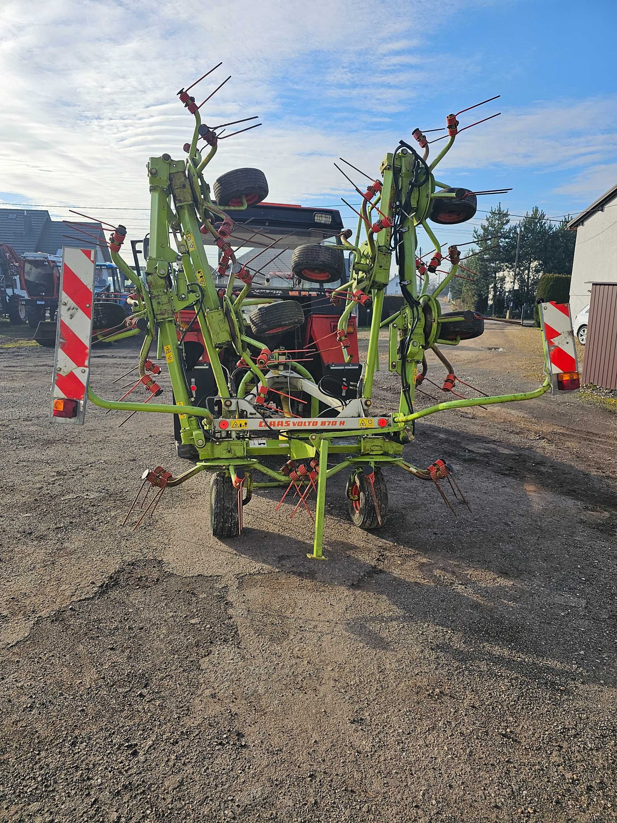 Przewracarka do siana CLAAS VOLTO 870H przetrząsacz VOLTO 870 H krone