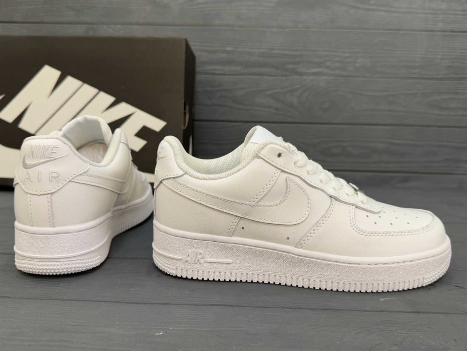 Жіночі кросівки Nike Air Force 1 White Розмір 36-41 Найк Аїр Форс білі