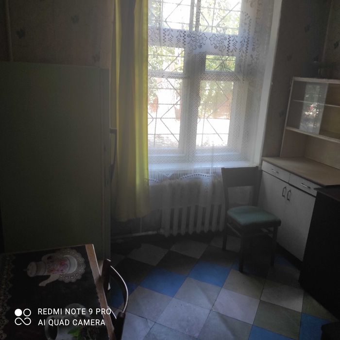 Продам 3х комнатную квартиру в центре.