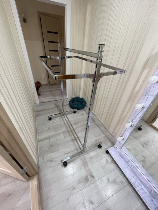 Стійка хром «Острів» 2 шт в наявності