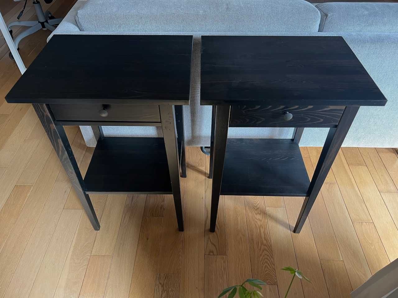 2x Mesas de Cabeceira em Madeira [35x46x70]