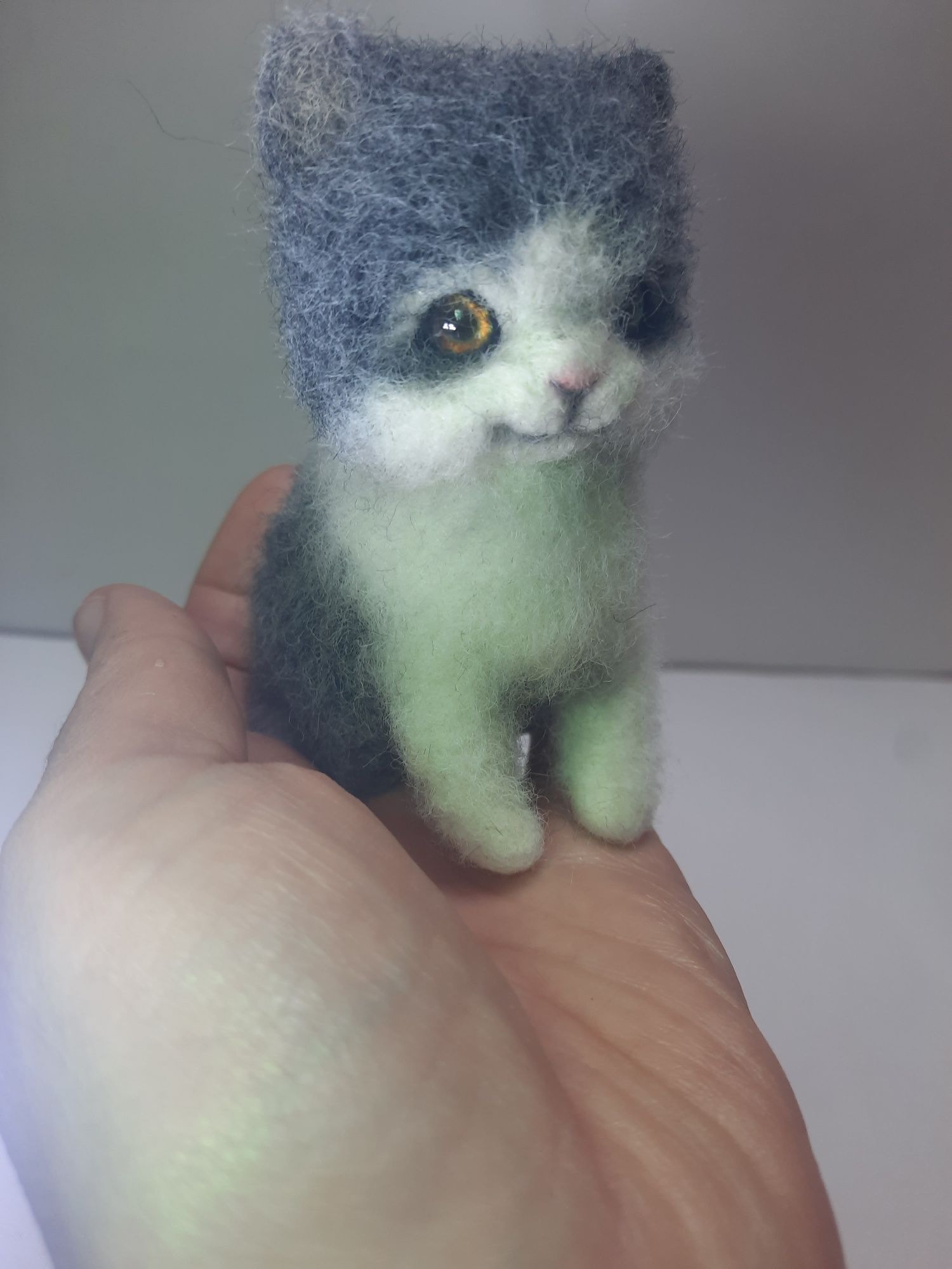 Валяная игрушка котенок, валяне кошеня