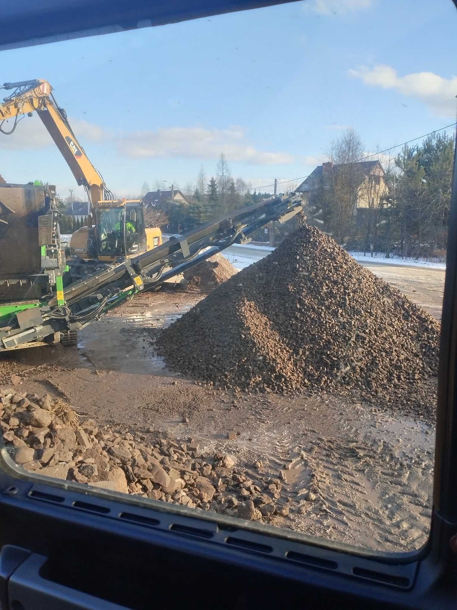 Ziemia na podniesienie terenu, kruszywo betonowe, kruszywo odsiane