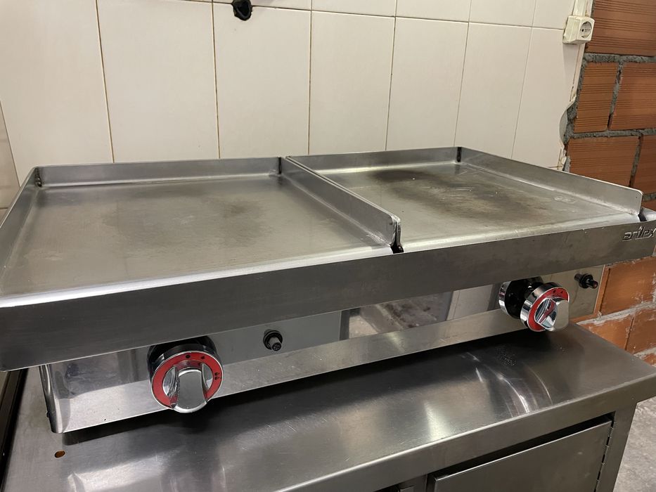 Grelhador duplo em inox