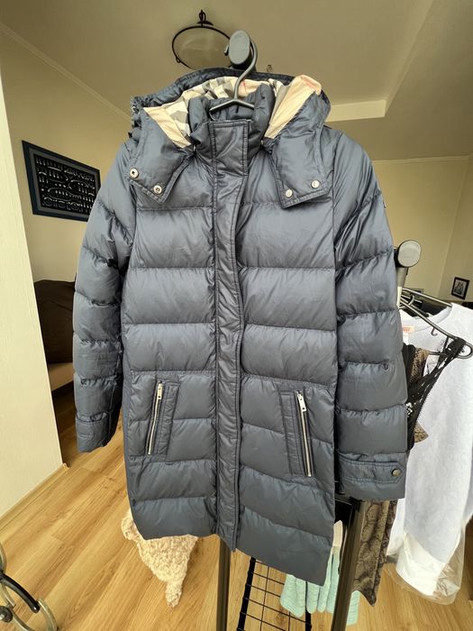 Пуховик пальто Burberry, оригинал!!! На S размер. Указан 14 лет. Новый