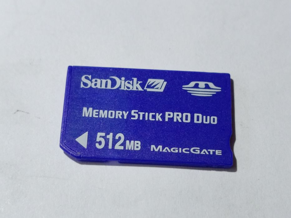 Karta Pamięci Memory Stick Pro Duo do PSP aparatu RETRO NR12