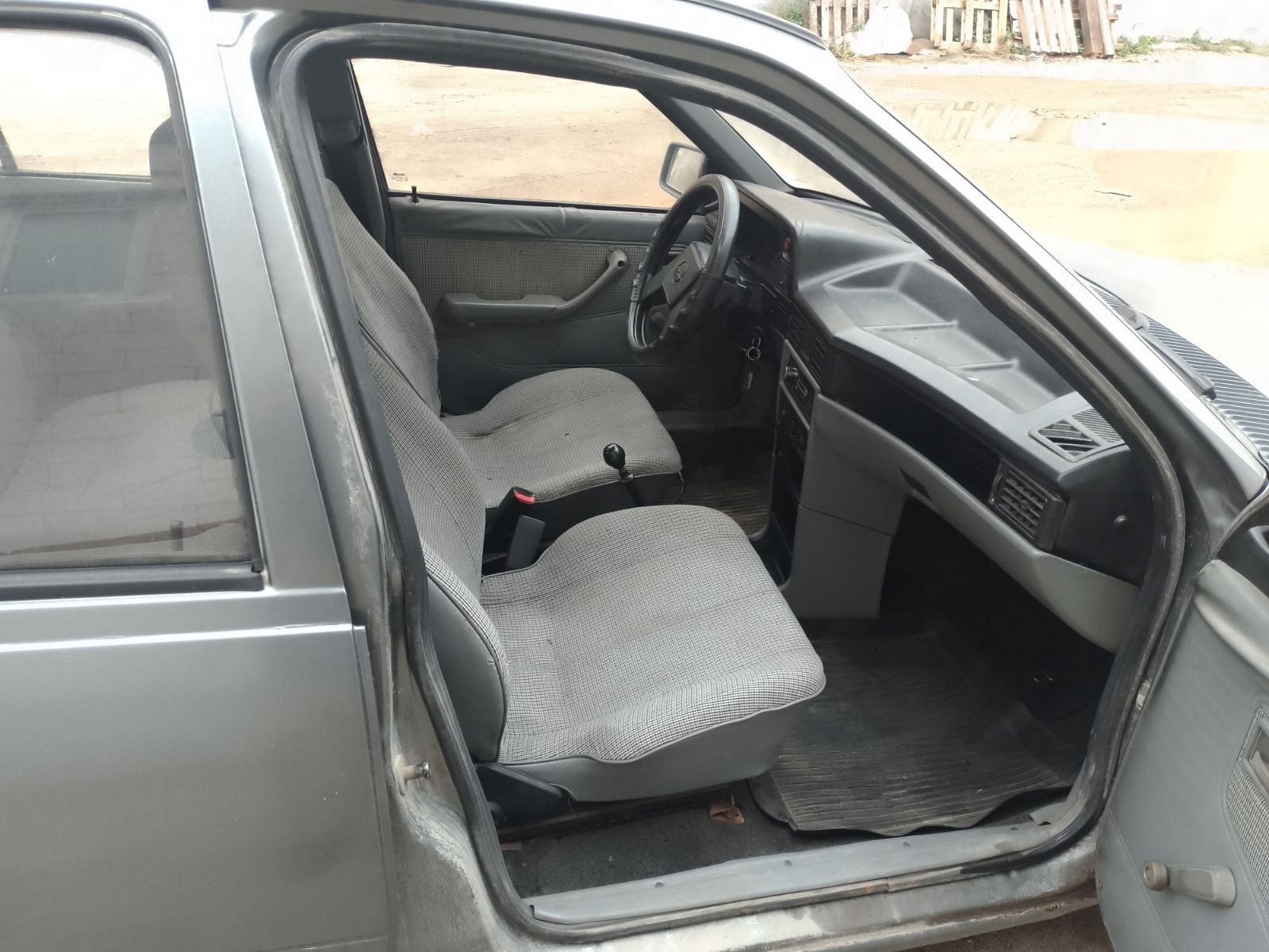 Opel Kadett 1.3, 1987р