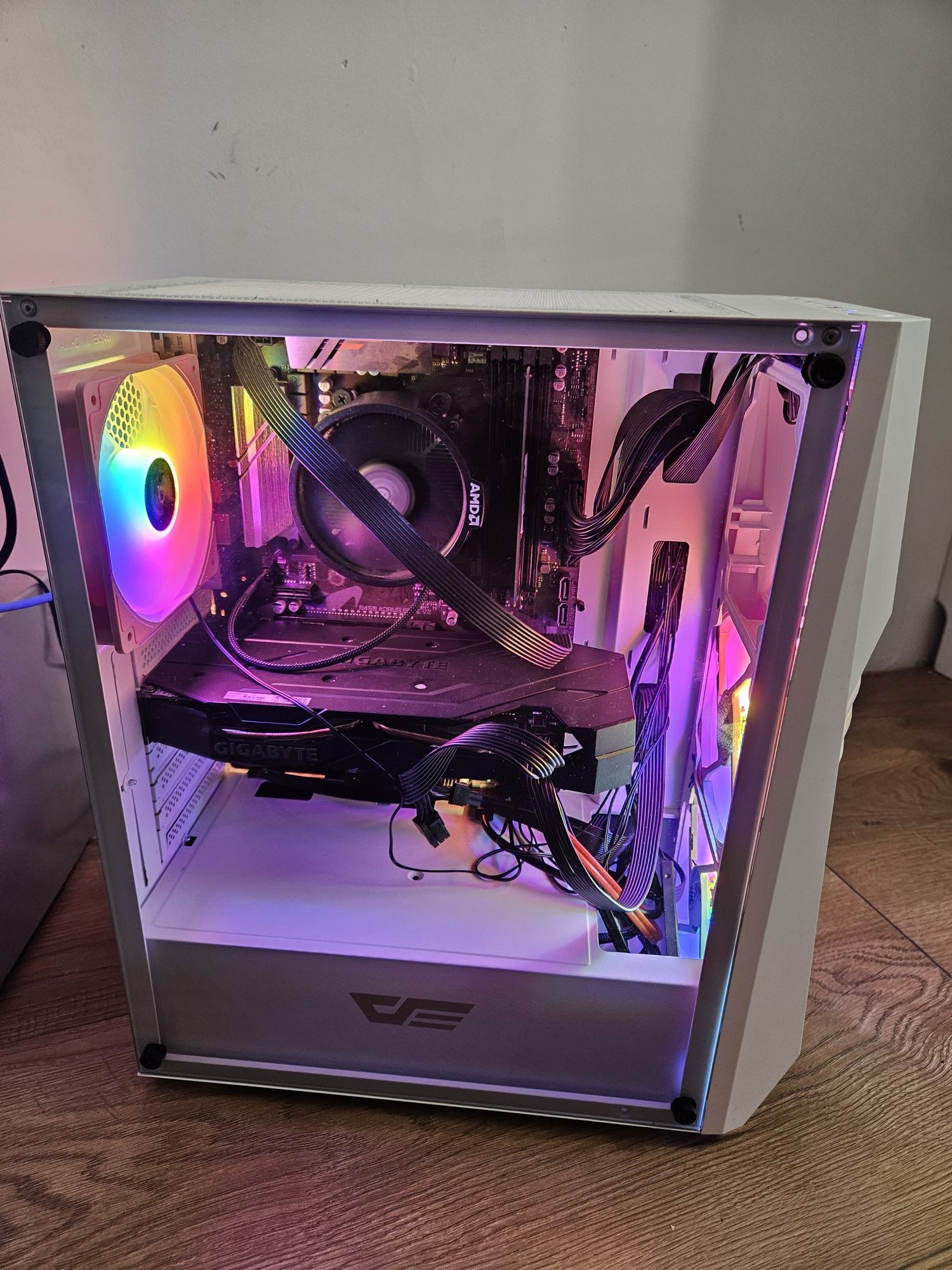 Biały Gamingowy komputer dla dziewczyny  Gigabyte RTX 2060 12GB Tychy