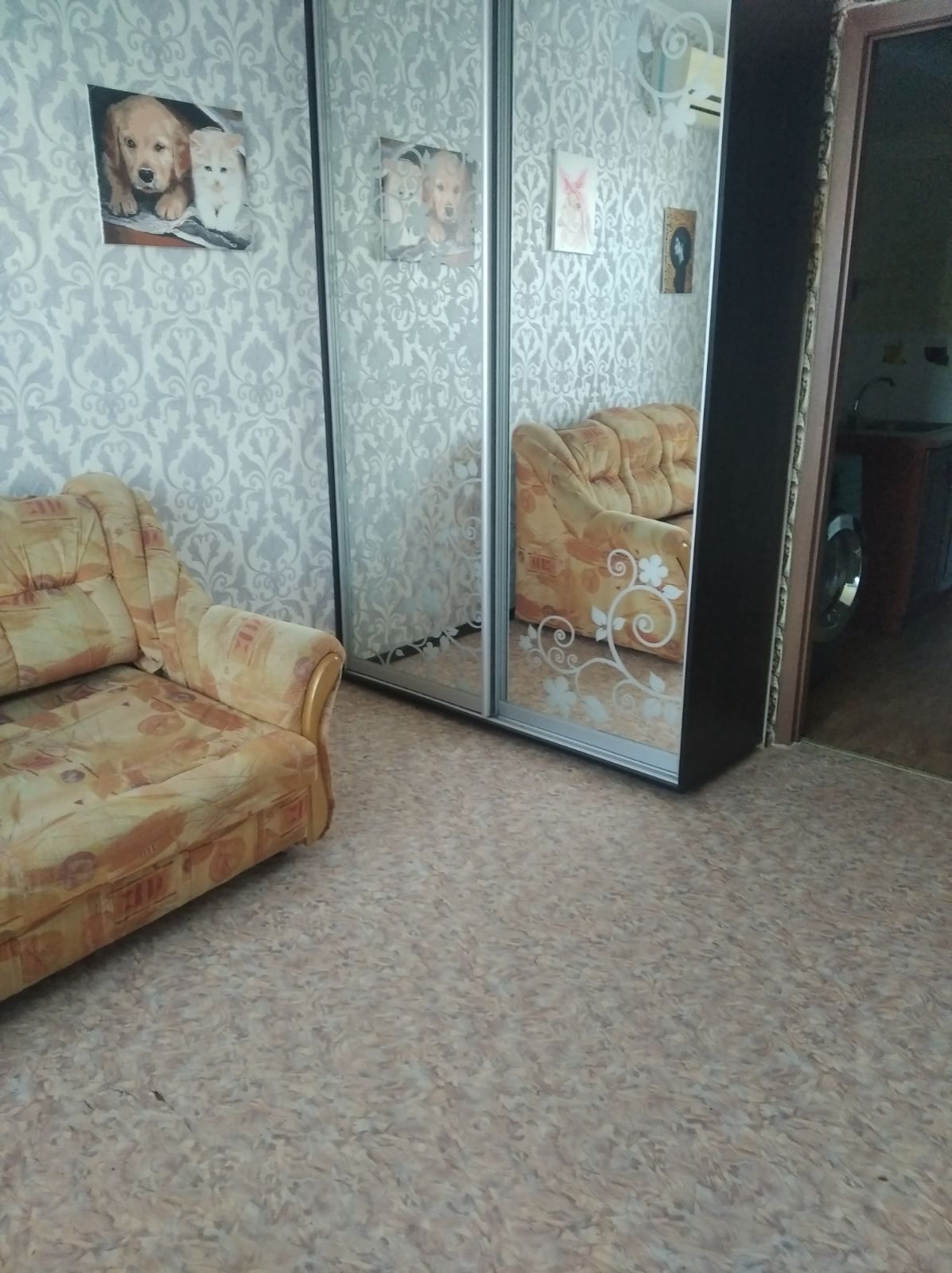 Продам квартиру малосемейного типа