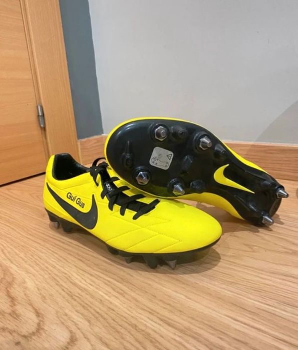 Chuteiras Profissionais de Futebol do Ex Jogador Eliseu