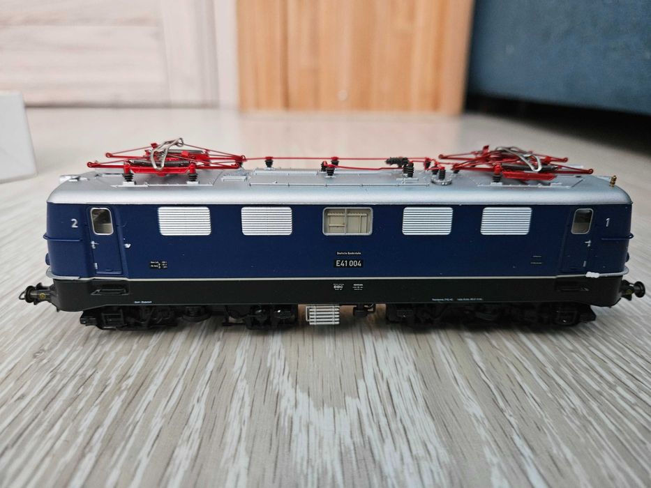 Roco H0 - 43956 - Lokomotywa elektryczna E41 004 - uszkodzona