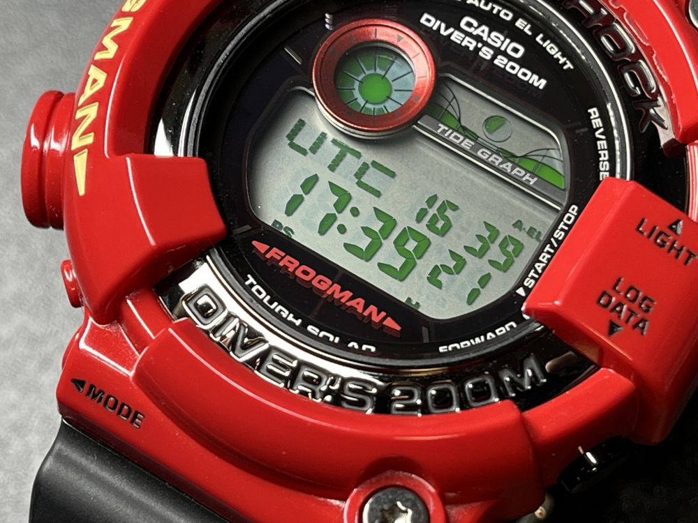 Casio G-shock Frogman GF-8250er mod red