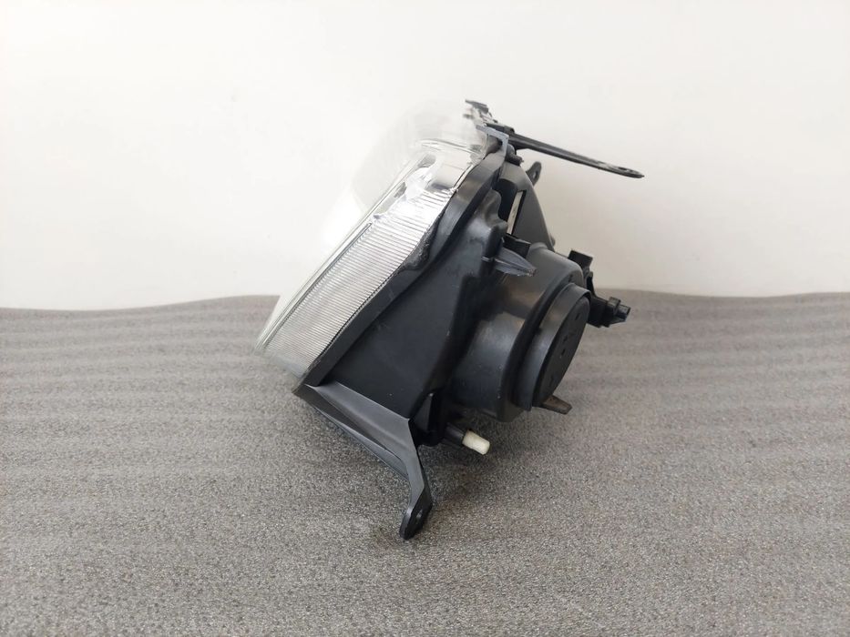 Ótica / farol esquerda DACIA Duster (HS_)