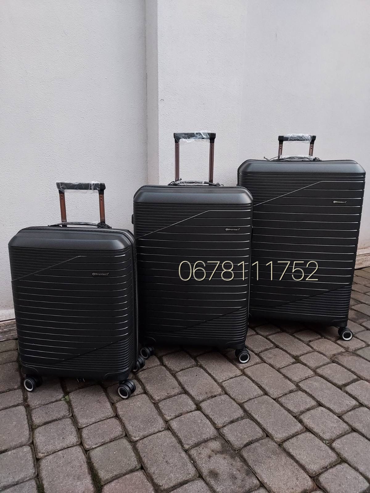SNOWBALL 24103 Франція polypropylene валізи чемоданы сумки на колесах
