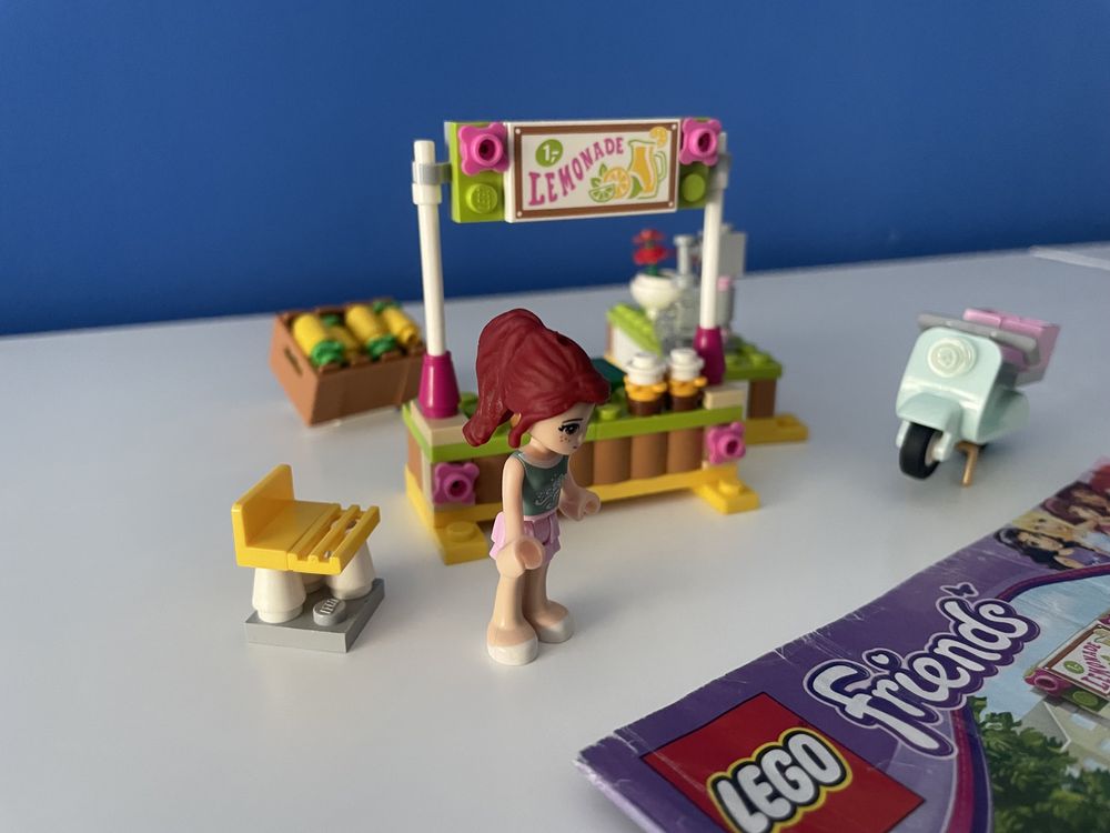 Lego Friends 41027 stoisko z napojami Mii