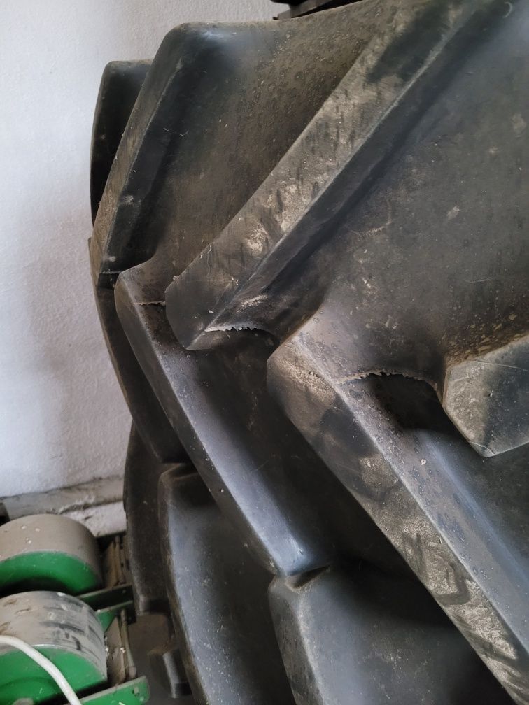 Koła Valtra komplet 460/85 r38 Jak NOWE