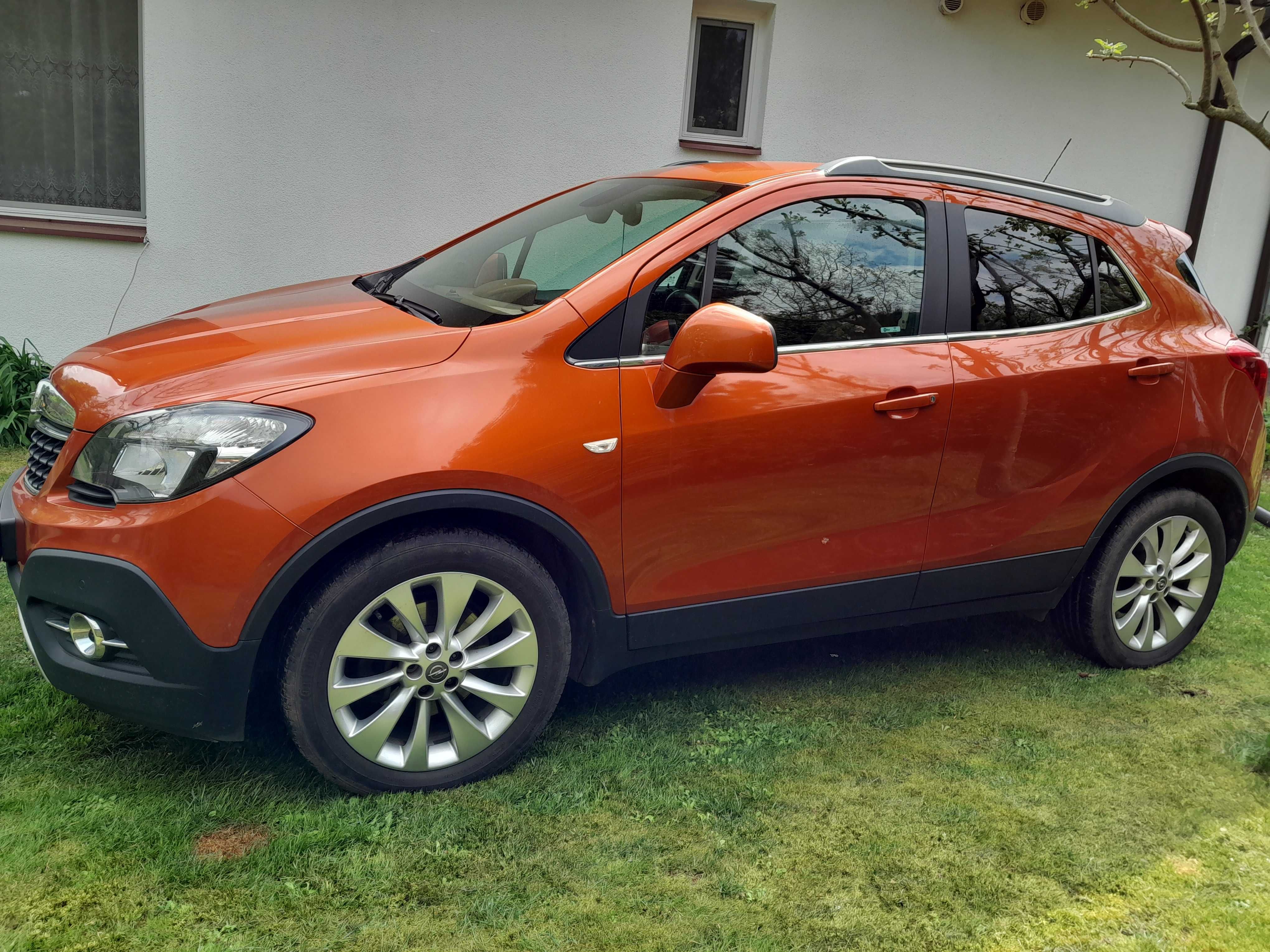 Opel mokka 2015r. 1,4 T, Cosmo benzyna+gaz/hak+komplet 4- kół zimowych