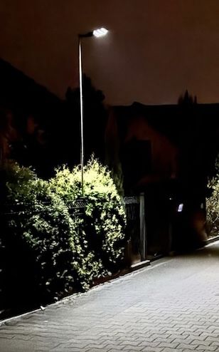 Lampa ogrodowa uliczna solarna 450 W pilot czujnik ruchu oświetlenie