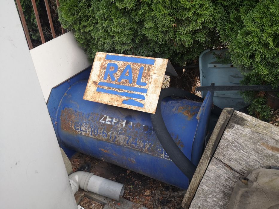 Zbiornik na olej przepracowany 200l