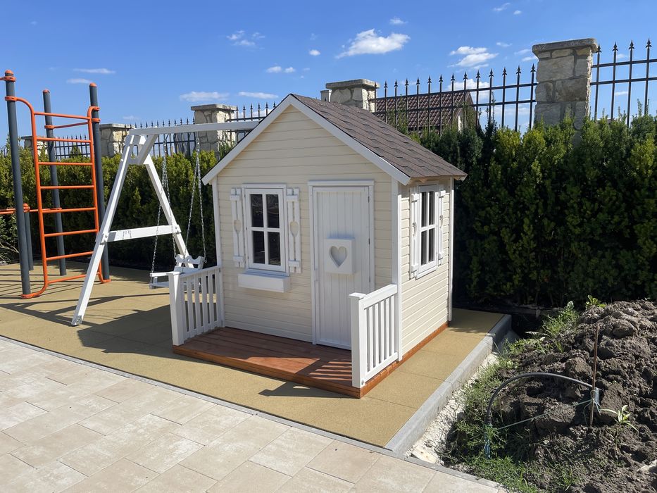 Дитячий будинок з дерева для дітей будиночок гойдалка деревяний