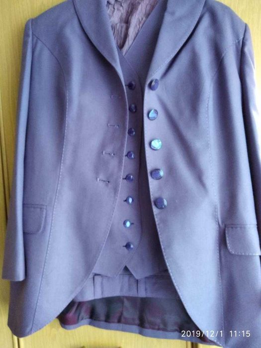 брючный женский костюм Новый размер 48-50