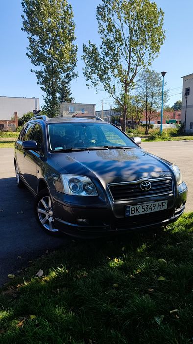Продам Toyota avensis 2.2 TDI