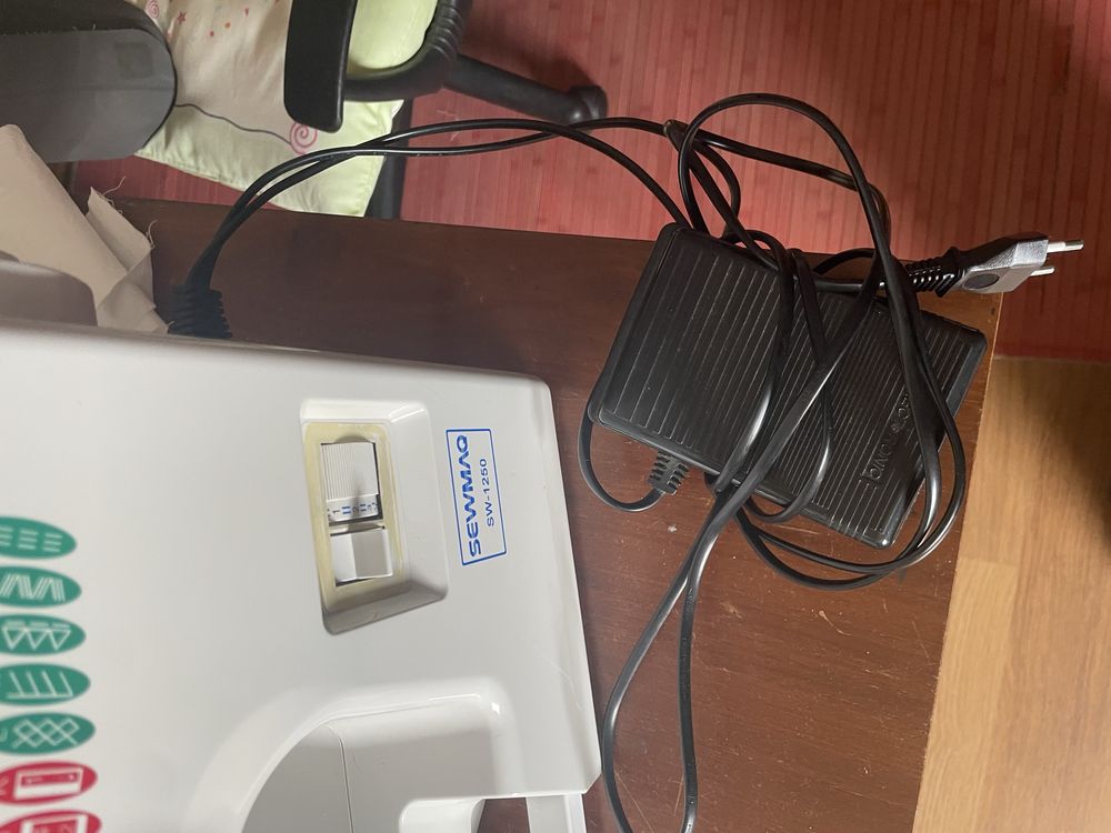Máquina de Costura SEWMAQ SW-1250