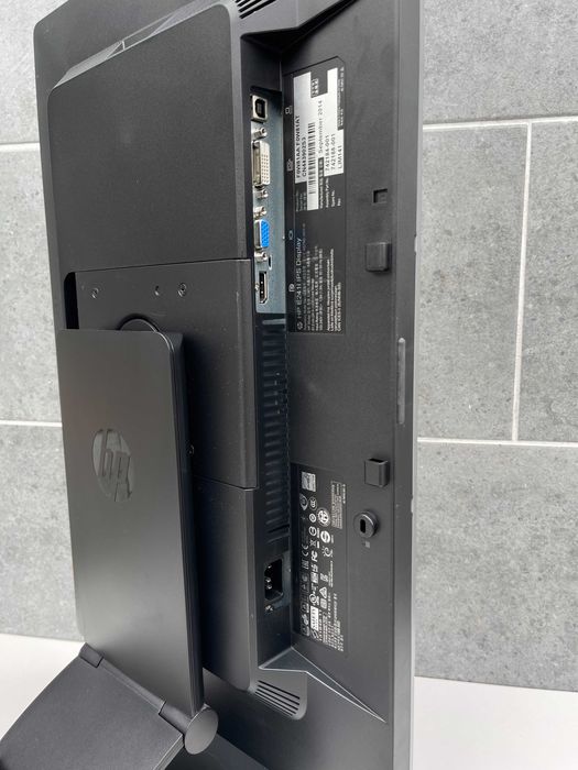 Монітор HP EliteDisplay E241i/24" Full HD/LED/IPS/16:10/60Gz/250 кд/м²