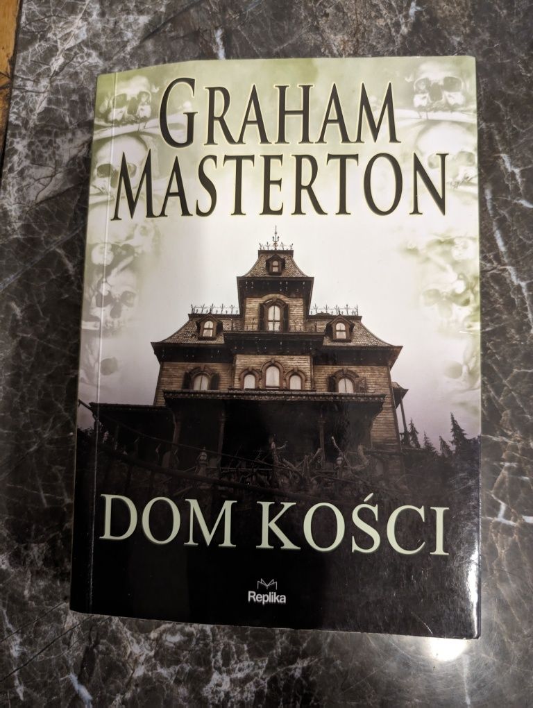 Dom kości Graham Masterton