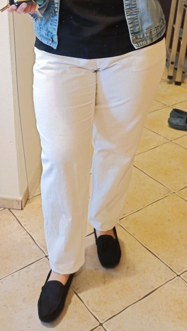 spodnie białe lniane