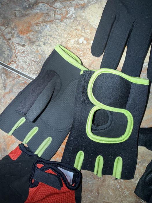 Перчатки теплые спорт