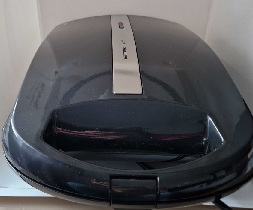 Opiekacz Emerio ST-111153 czarny 1300 W XXL