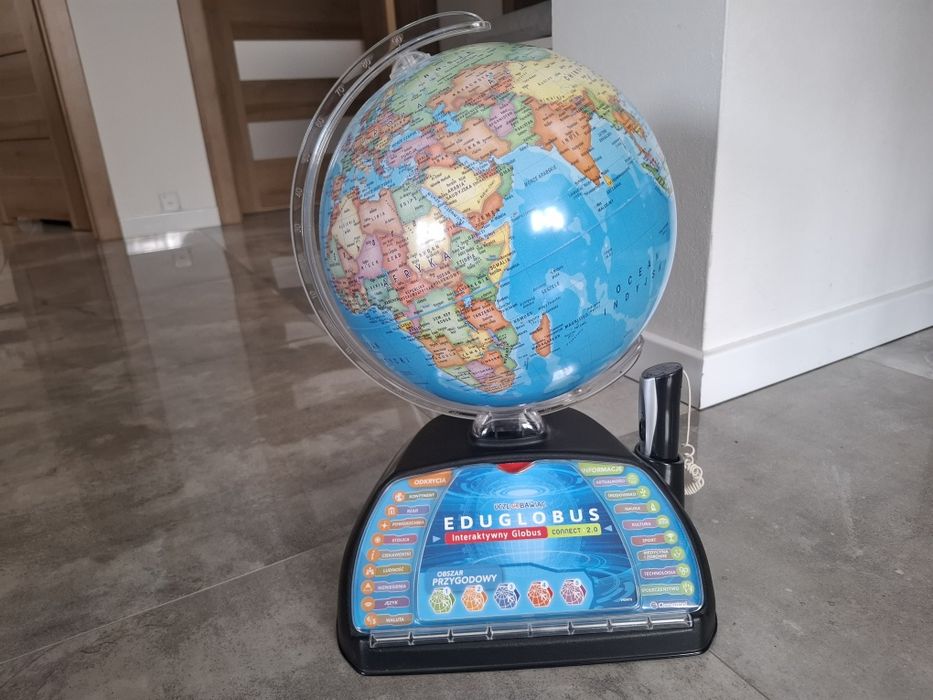 Edukacyjny Globus „EDUGLOBUS" - CONNECT 2.0 - CLEMENTONI!