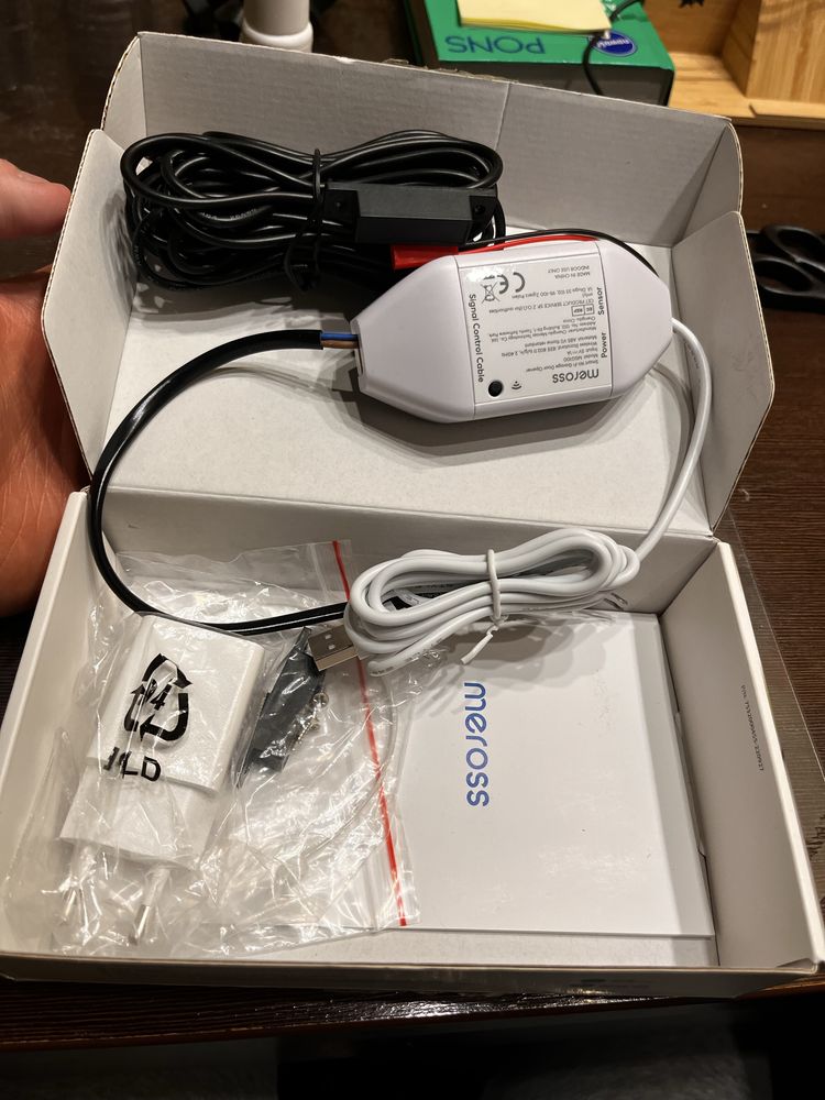 Zdalne otwieranie bramy garazowej WIFI MEROSS