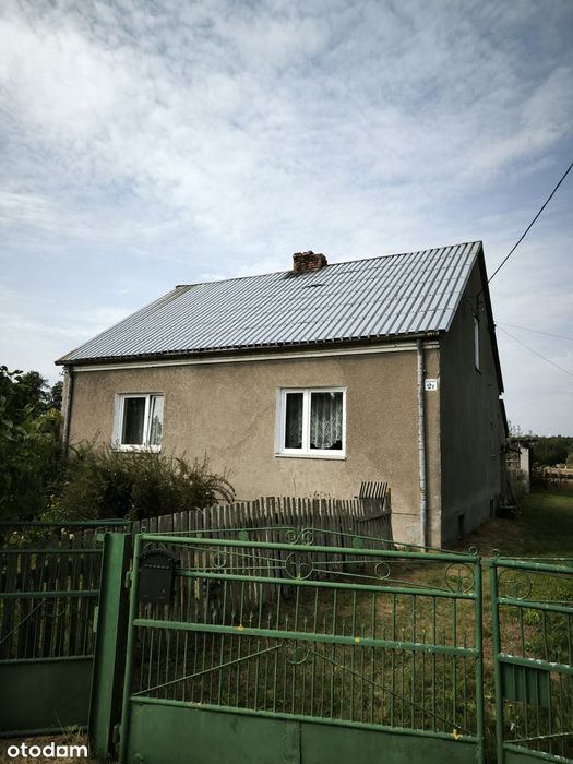Dom Nad Pilicą  z gospodarstwem rolnym (3,2 ha)