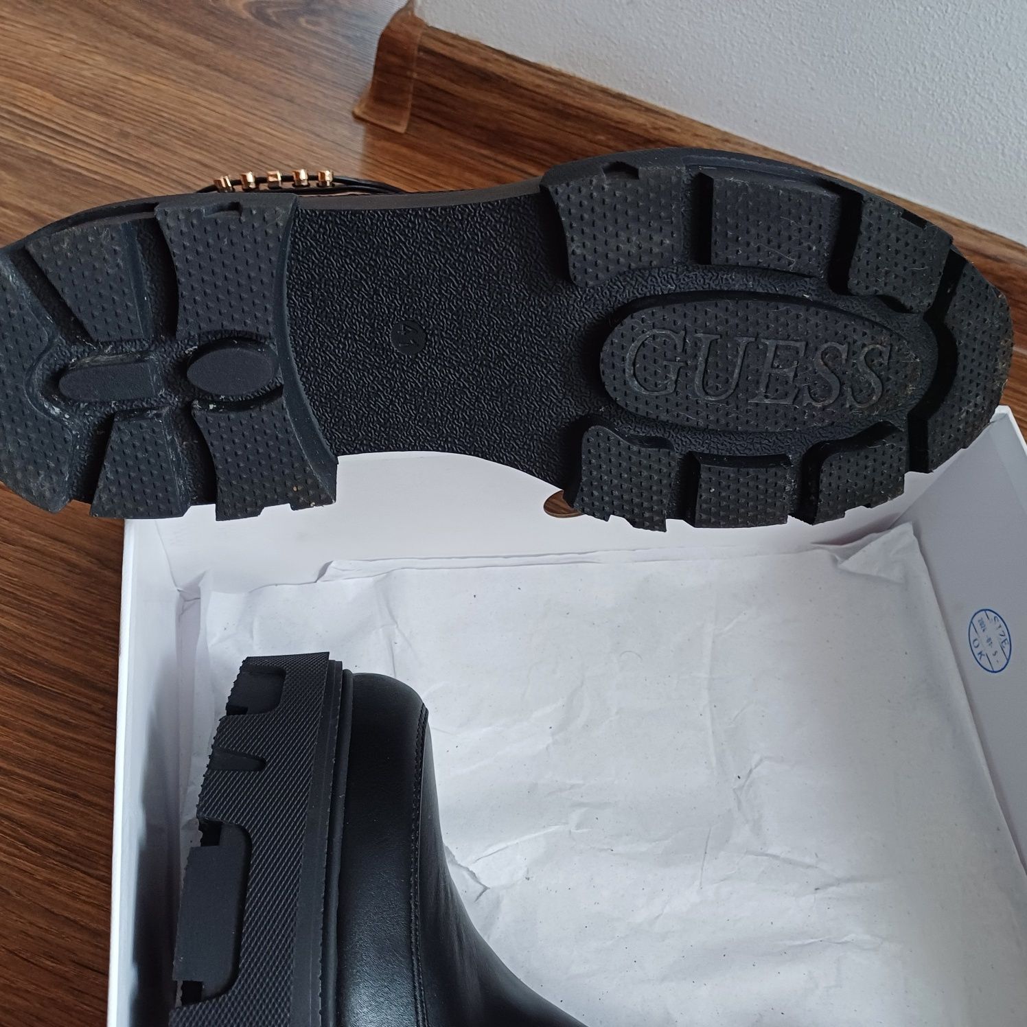 Botki sztyblety Guess yelma 41