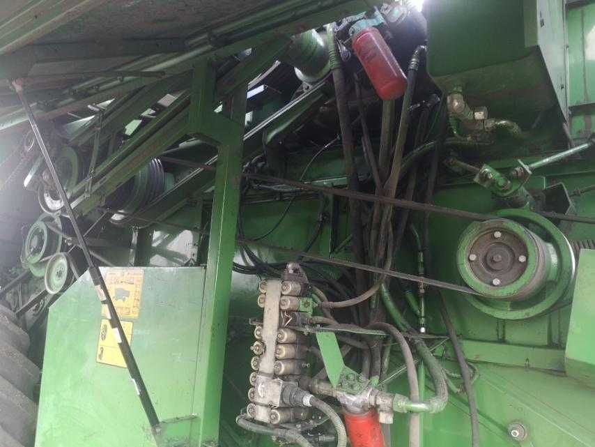 Комбайн John Deere 2066 Hillmaster