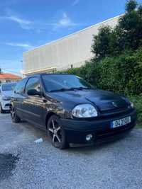 Renault Clio 1.9