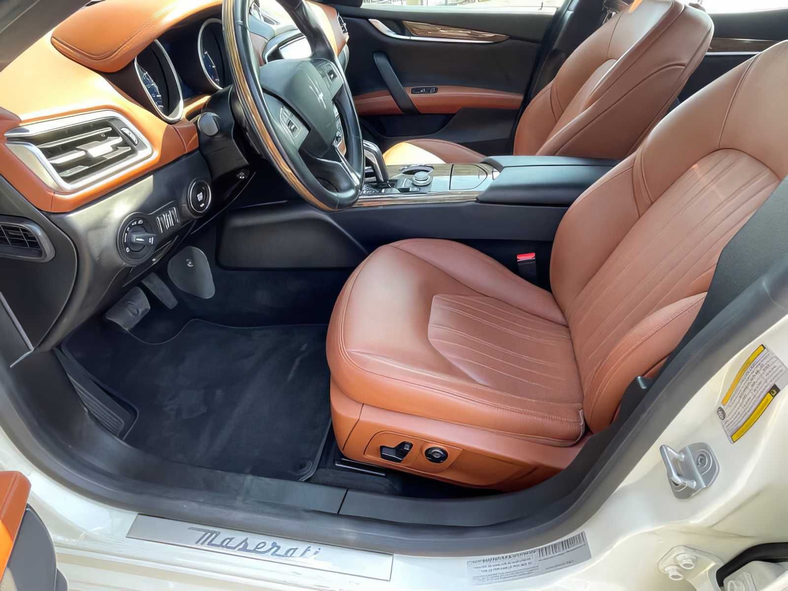 2020 Maserati Ghibli GranLusso