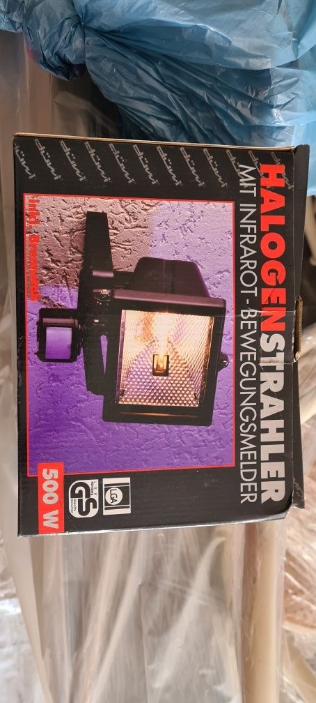 Halogen z czujką ruchu 500W nowy .