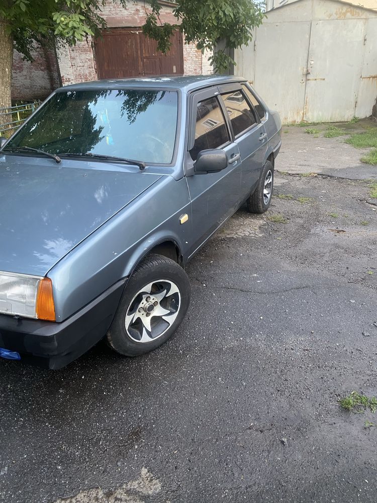 Продам авто ваз 21099