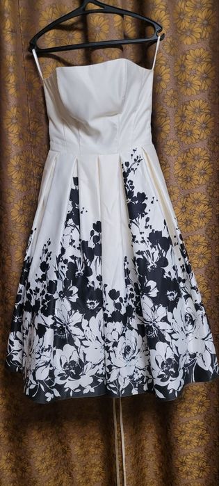 Шикарна корсетна сукня  випускний свято весілля р.42-46 регулюється