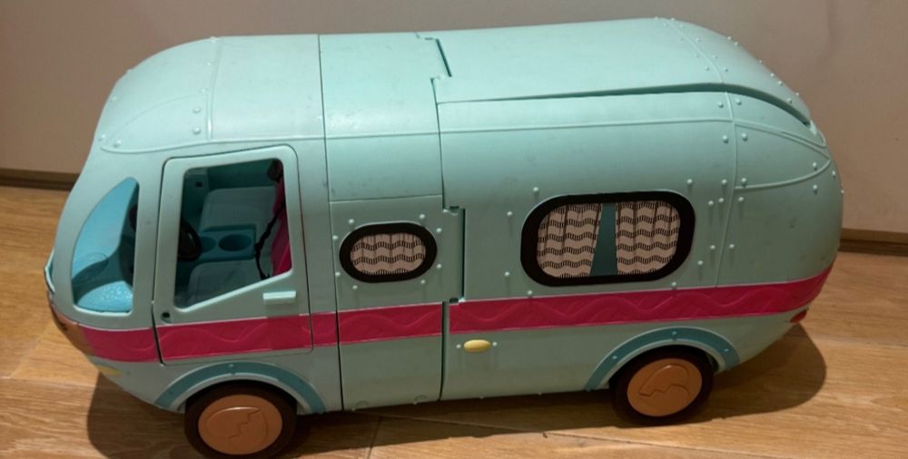 Автобус для куклы лол