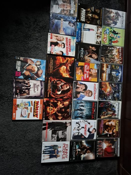 Filmy na DVD 25 sztuk