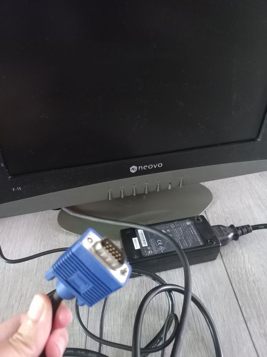 Monitor PC Neovo F-15