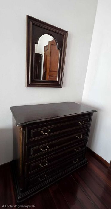 Mobília de Quarto Casal Mogno (Cama, Roupeiro, Cómoda, Mesa Cabeceira)