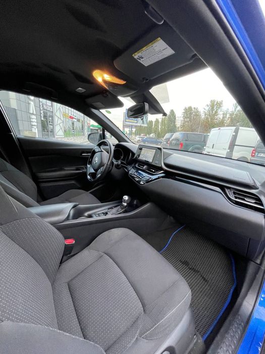 Toyota C-HR 2017